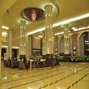 Radisson Blu Plaza Hotel Mysore 5*,