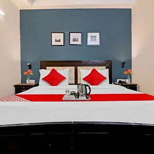 https://oyo-flagship-premium-rooms.hotelsdelhi.org